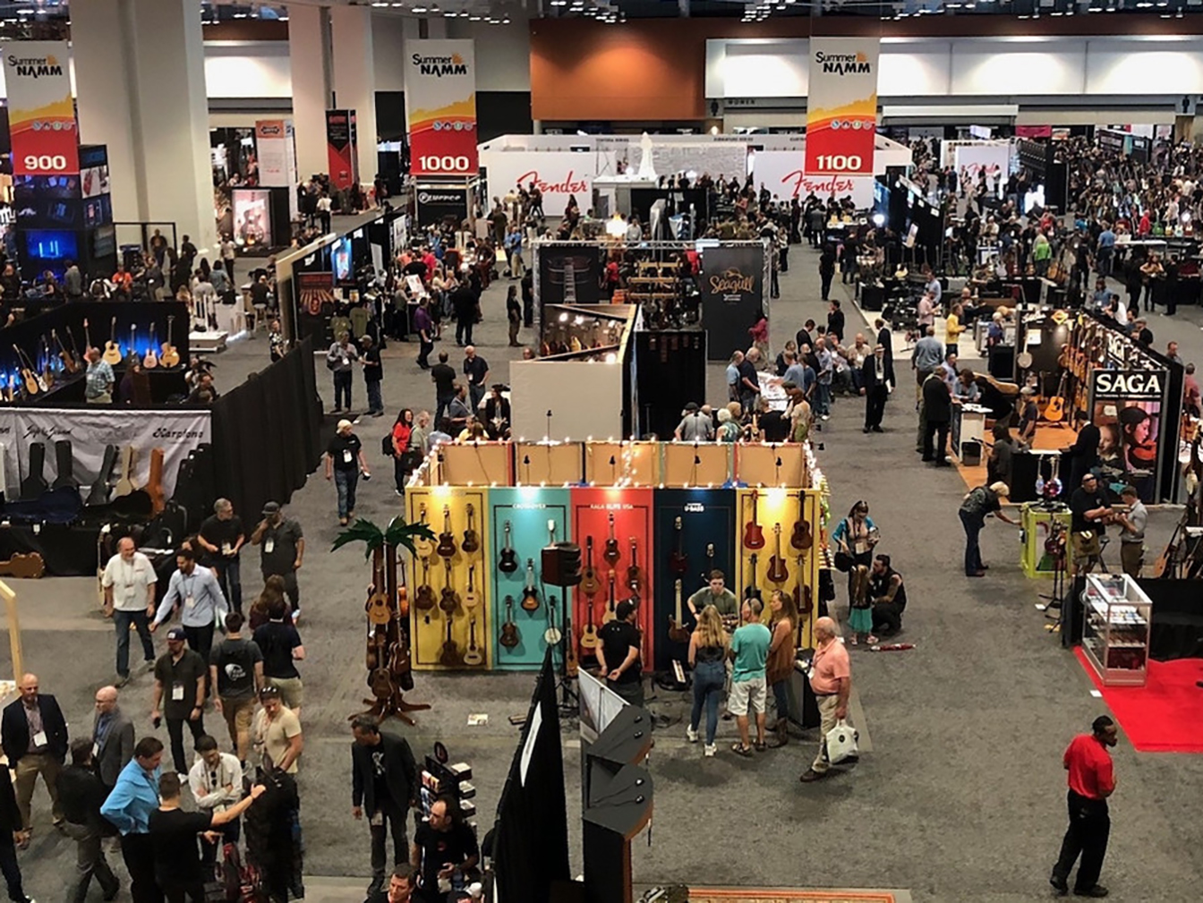 A MUSIC TRADE SHOW 01